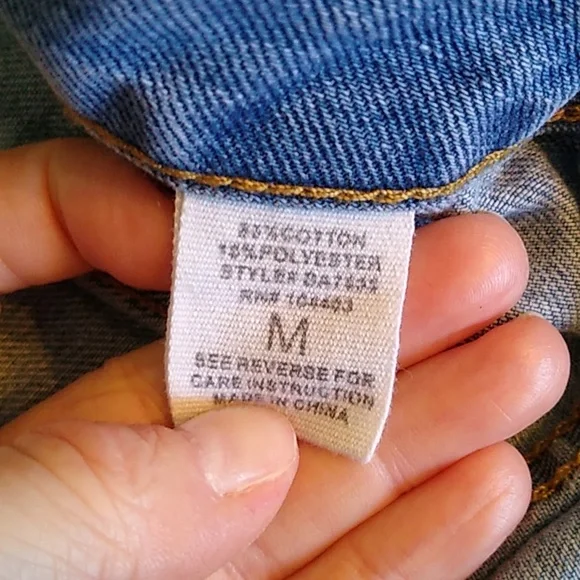 Adorable Denim Skirt - Picture 4 of 4